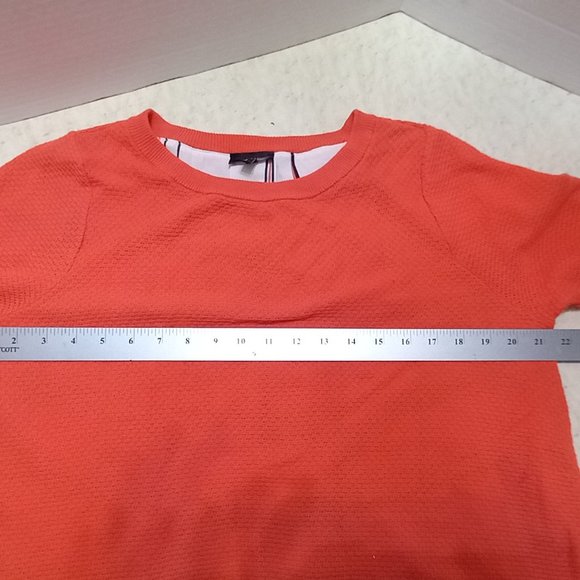 YTUIKEKY orange blouse L 3/4 sleeve open cross back women's top - Picture 5 of 5